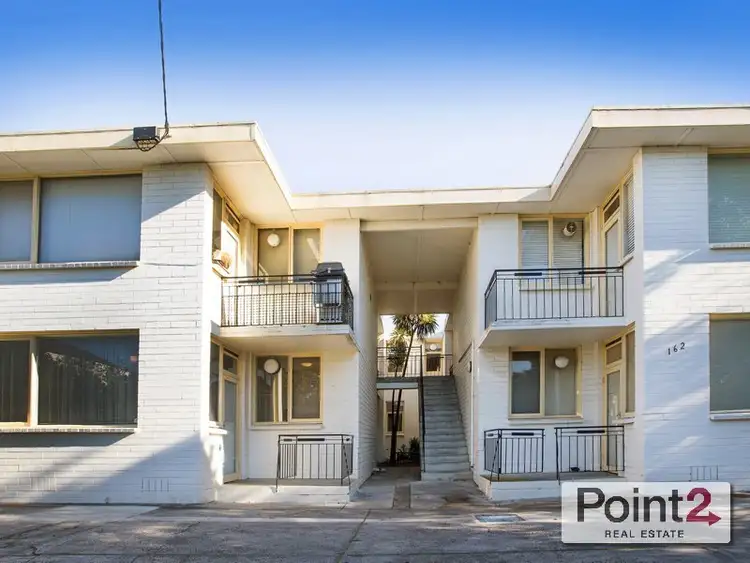 2/162 Canadian Bay Road, Mount Eliza VIC 3930