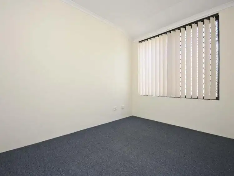 Fifth view of Homely house listing, 30 Fortescue Bend, Gosnells WA 6110