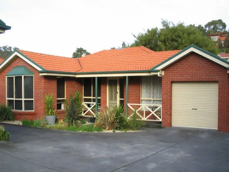 Main view of Homely villa listing, 2/136A Gordons Hill Road, Lindisfarne TAS 7015