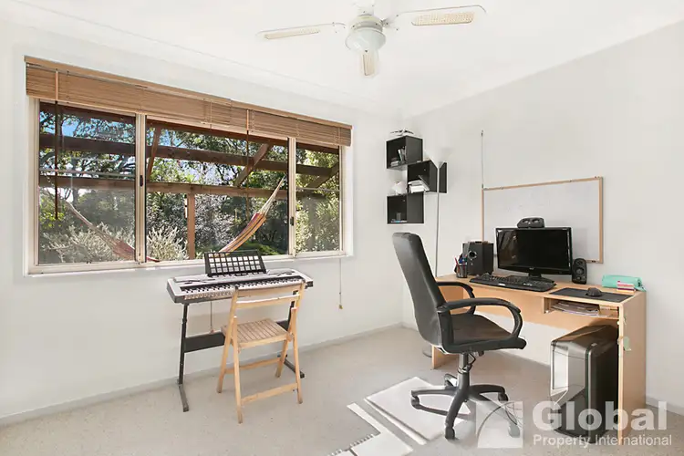 Third view of Homely house listing, 8 Curlew Close, Mount Hutton NSW 2290