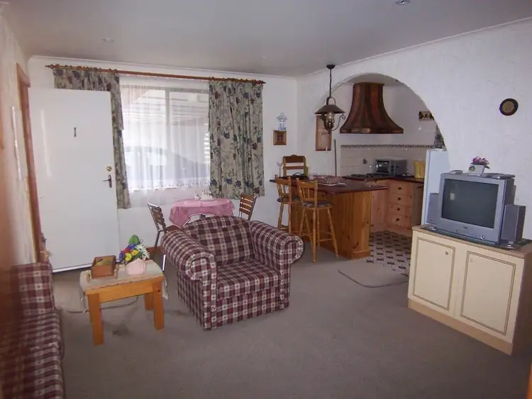 Second view of Homely unit listing, 1/896 Great Alpine Road, Freeburgh VIC 3741
