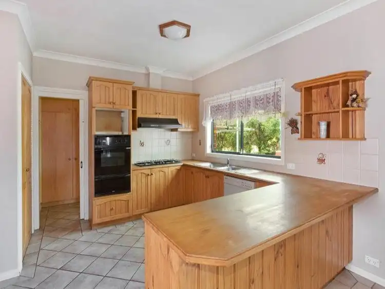 Fifth view of Homely house listing, 9 JANDAREW COURT, Kilmore VIC 3764
