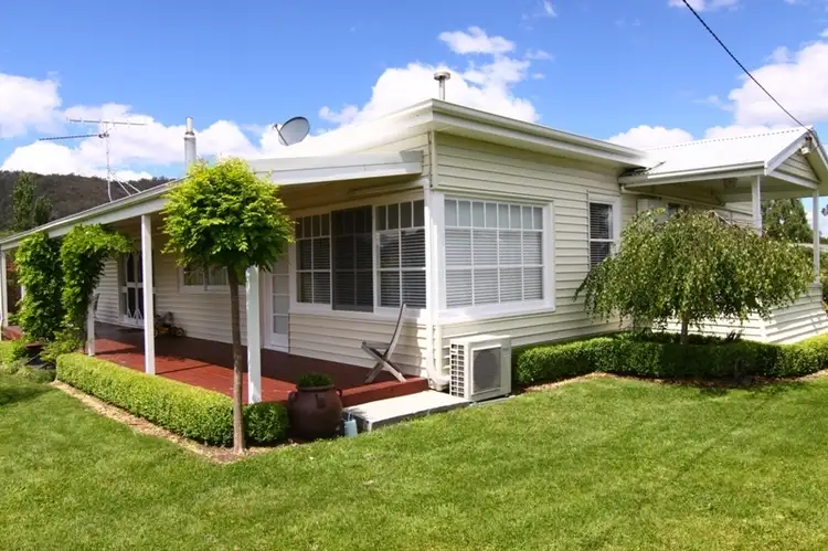 64 Pages Road, Grove TAS 7109