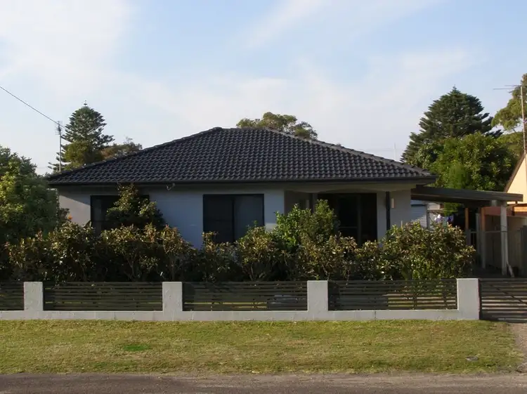 24 Rowena Street, Noraville NSW 2263