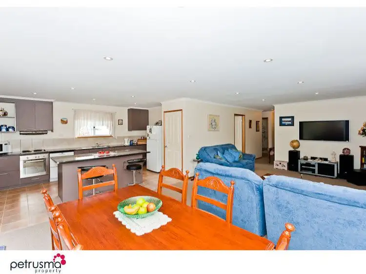 6 Moir Road, Kingston TAS 7050