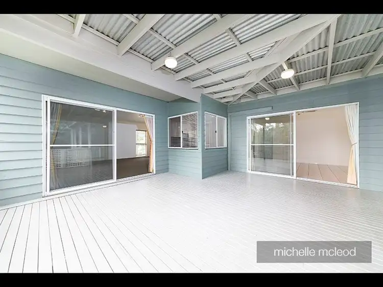 Seventh view of Homely house listing, 8 Torridon Close, Chapel Hill QLD 4069