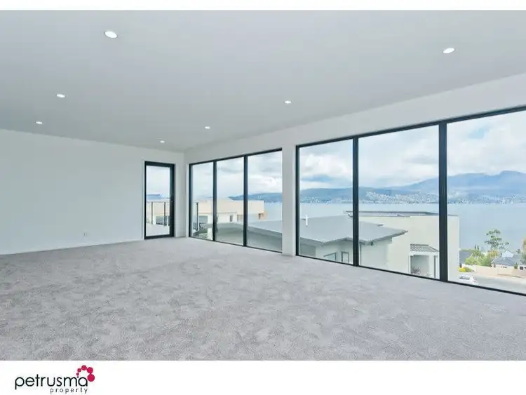 Sixth view of Homely unit listing, 2/658 Oceana Drive, Howrah TAS 7018