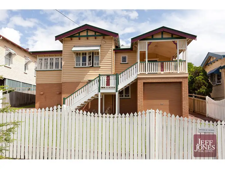 16 Headfort Street, Greenslopes QLD 4120