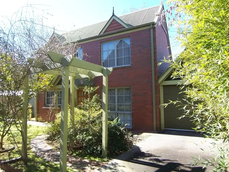 3/3 Brooks Street, Bright VIC 3741