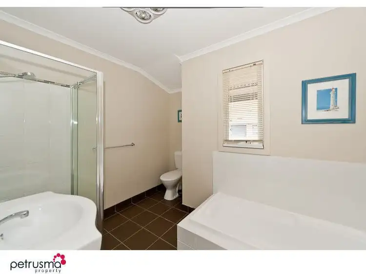 Sixth view of Homely house listing, 1/88 Gordons Hill Road, Lindisfarne TAS 7015