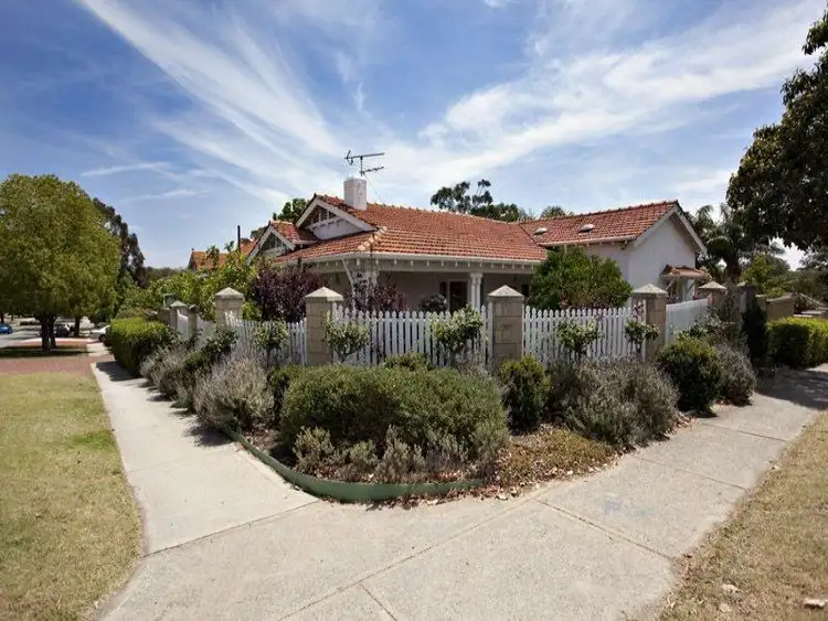 7 Longroyd  Street, Mount Lawley WA 6050