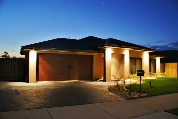 Second view of Homely house listing, 9 Collingwood Drive, Trafalgar VIC 3824