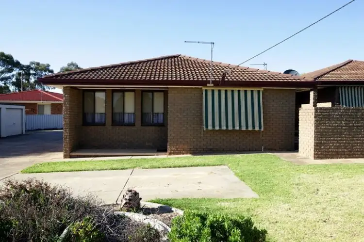 Main view of Homely unit listing, 1/6 Wewak Street, Ashmont NSW 2650