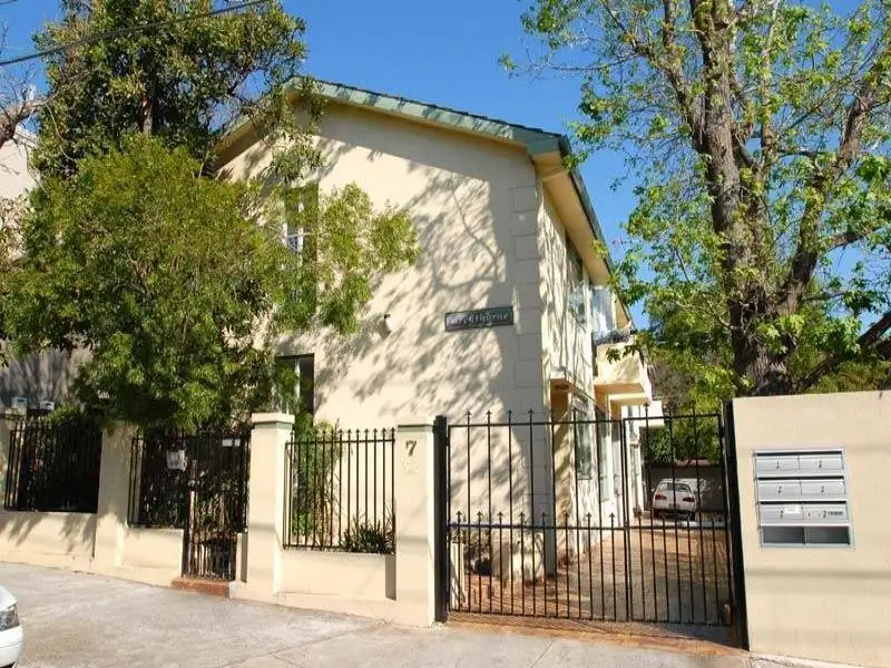 Main view of Homely apartment listing, 4/7 Coleridge, Elwood VIC 3184