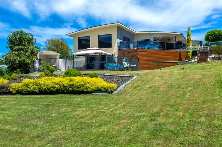 16 Old Apple Court, Huonville TAS 7109