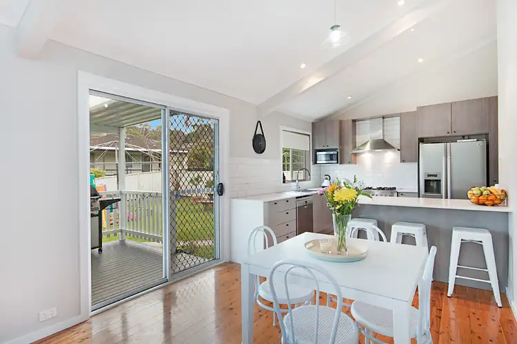 35 Cranbrook Parade, Rankin Park NSW 2287