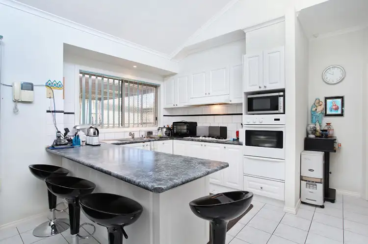 Fifth view of Homely house listing, 11 Blake Close, Delahey VIC 3037