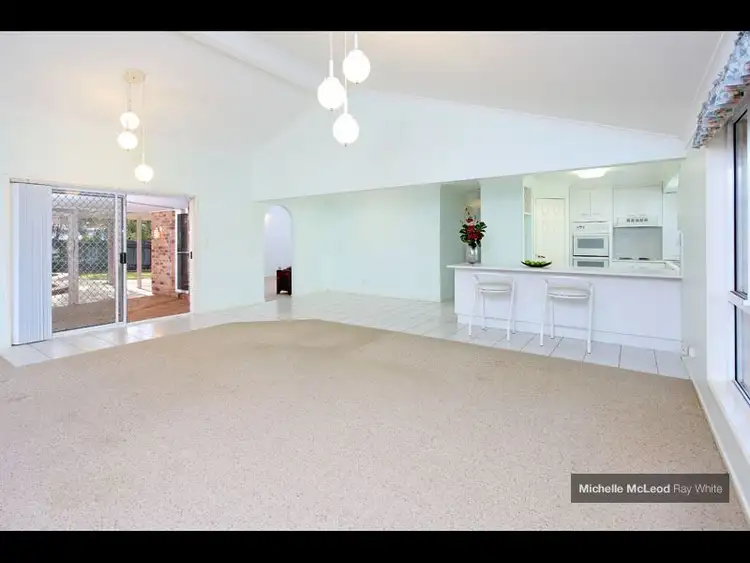 Fourth view of Homely house listing, 7 Geewan Place, Chapel Hill QLD 4069