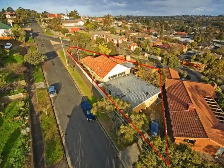 12 Ardlui Drive, Newtown VIC 3220