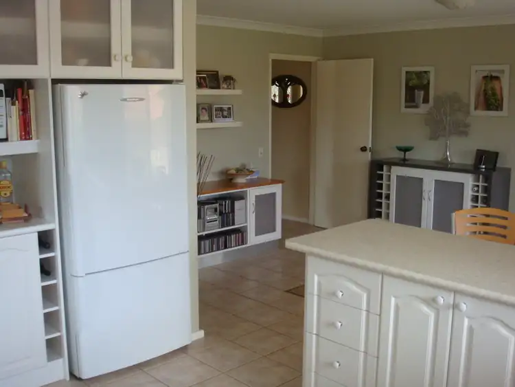 Fifth view of Homely house listing, 37 Scenic Drive, Maida Vale WA 6057