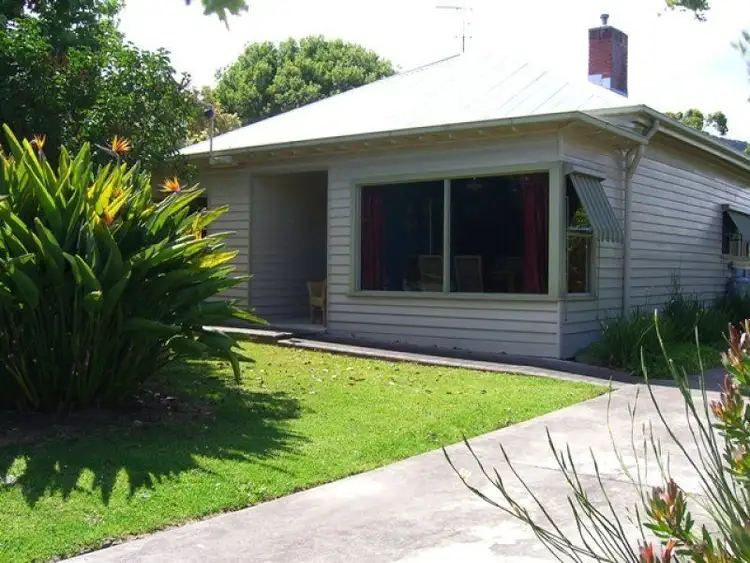 20 Thomson Street, Apollo Bay VIC 3233
