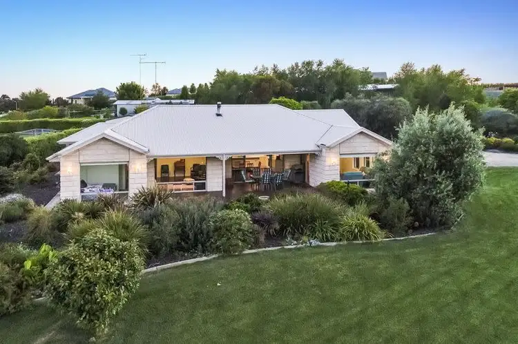 26 TURNBULL DRIVE, Mount Gambier SA 5290