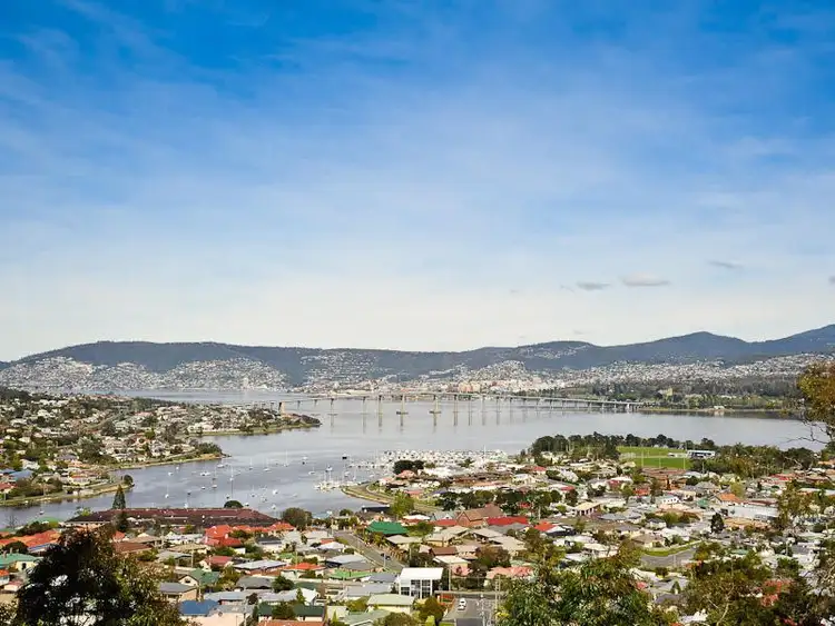73 Lindhill Avenue, Geilston Bay TAS 7015
