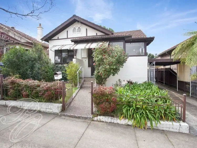 32 Service Avenue, Ashfield NSW 2131