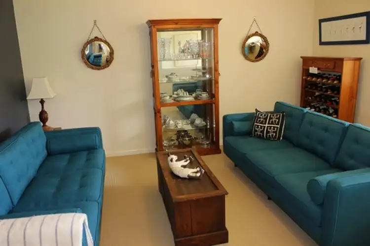Fifth view of Homely house listing, 10 Monaro Court, Tatton NSW 2650