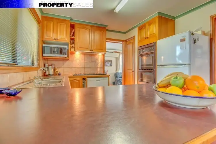 Seventh view of Homely house listing, 7 Hall Court, Newborough VIC 3825
