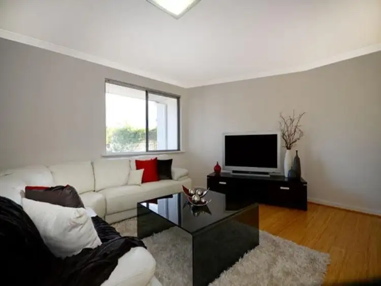 Sixth view of Homely house listing, 15 Dalwood Court, Hamersley WA 6022