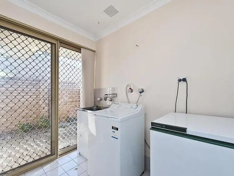 Seventh view of Homely unit listing, 8/6 Lester Drive, Thornlie WA 6108