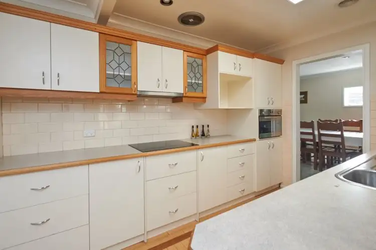 Fifth view of Homely house listing, 48 Jasmin Crescent, Lake Albert NSW 2650