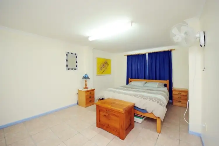 Fifth view of Homely house listing, 20 Yalkarra Crescent, Wurdong Heights QLD 4680