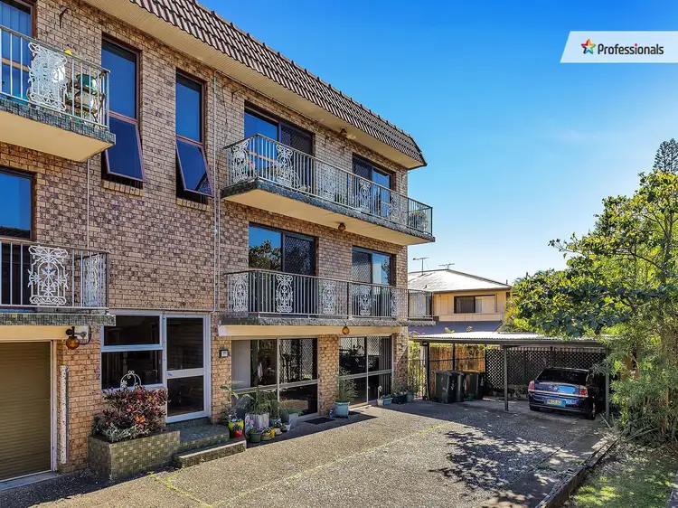 1/182 Juliette Street, Greenslopes QLD 4120