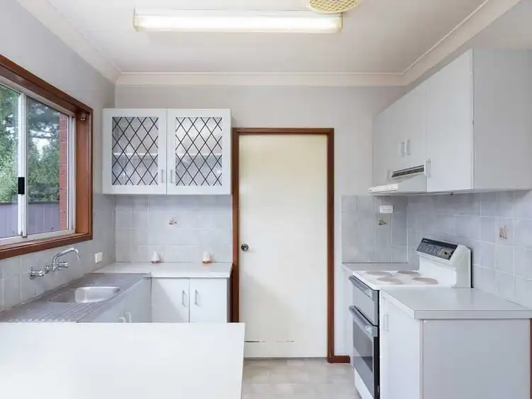 Second view of Homely unit listing, Unit 2/32 Bolton Street, Wagga Wagga NSW 2650