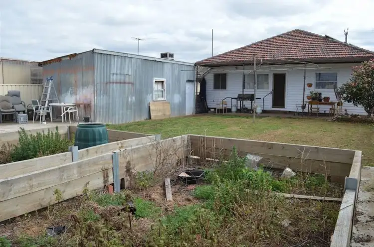 Fifth view of Homely house listing, 4 Urana Ave, Sunshine North VIC 3020