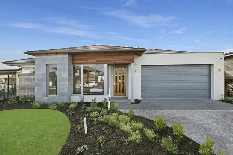 13 ERINDALE STREET, Cranbourne West VIC 3977