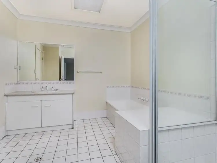 Fifth view of Homely townhouse listing, 2/76 Clarendon Street, East Brisbane QLD 4169