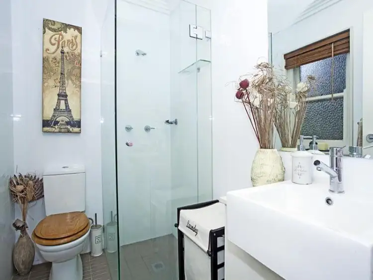 Fifth view of Homely apartment listing, 2/165 Sydney Road, Fairlight NSW 2094