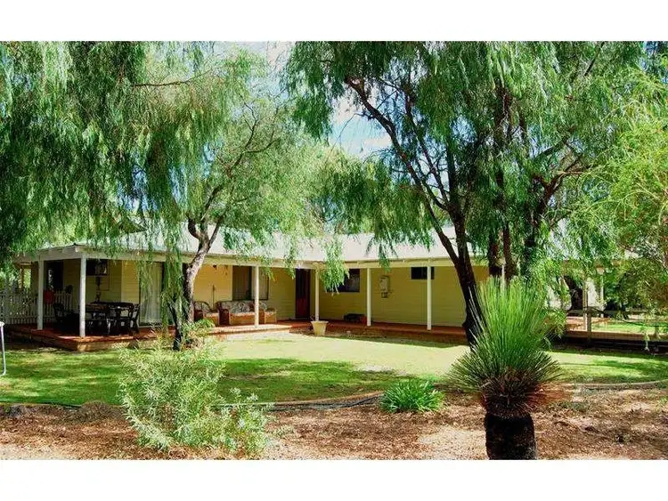 2 Kurnalpi Cove, Yalyalup WA 6280
