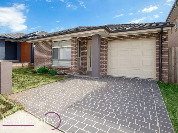 22 Hoy Street, Moorebank NSW 2170
