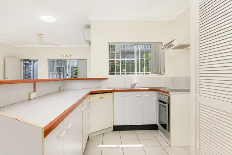 Fifth view of Homely unit listing, 4/8 Rose St, Westcourt QLD 4870