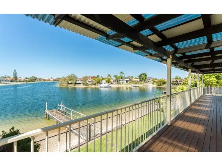 206 Sunshine Boulevard, Mermaid Waters QLD 4218
