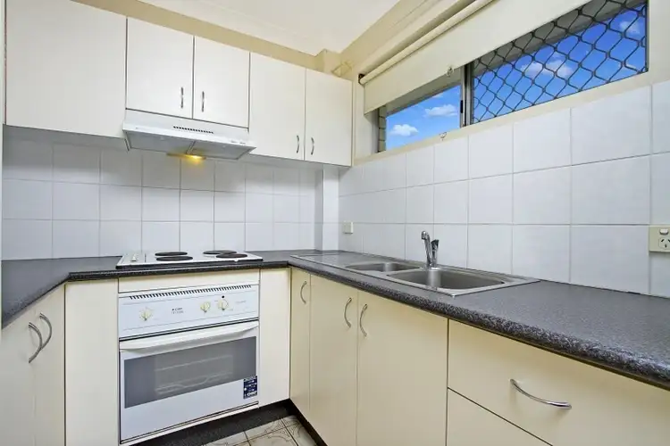 Second view of Homely unit listing, 5/22 Princess Street, Fairfield QLD 4103