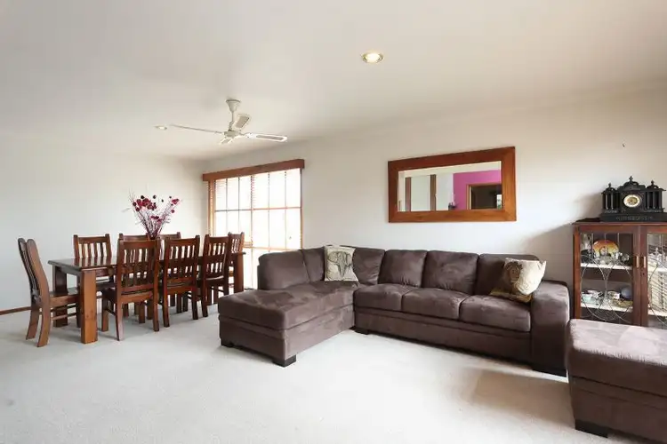 Third view of Homely house listing, 5 Parkes Way, Hampton Park VIC 3976