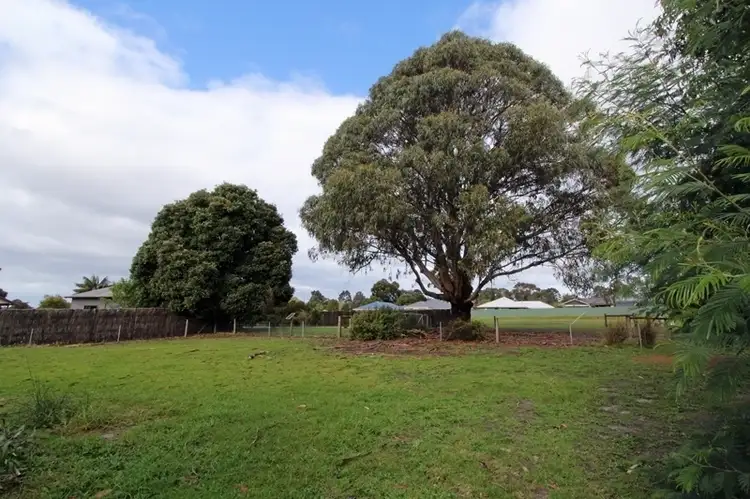 57 Ocean Beach Road, Denmark WA 6333