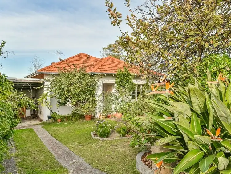 21 Bondi Street, Mount Hawthorn WA 6016