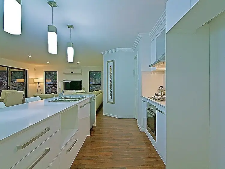 Seventh view of Homely house listing, 2 Range Dr, Tanah Merah QLD 4128