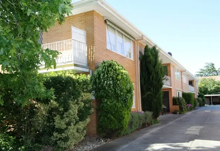 8/12 Bartlett Street, Hampton East VIC 3188